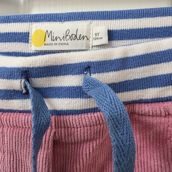 Mini Boden Pink Corduroy Pants with Heart Details - Picture 4 of 4